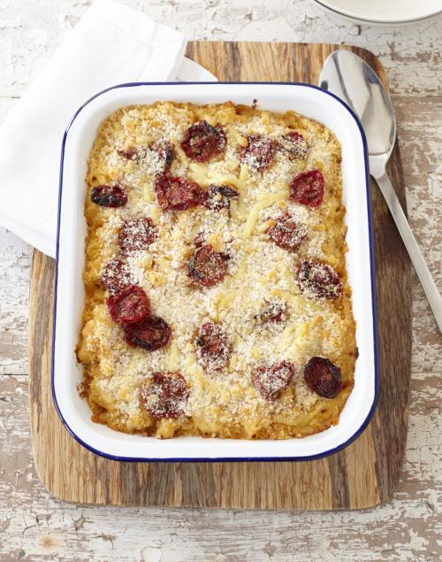 Macaroni cheese with Oak Smoked Tomatoes