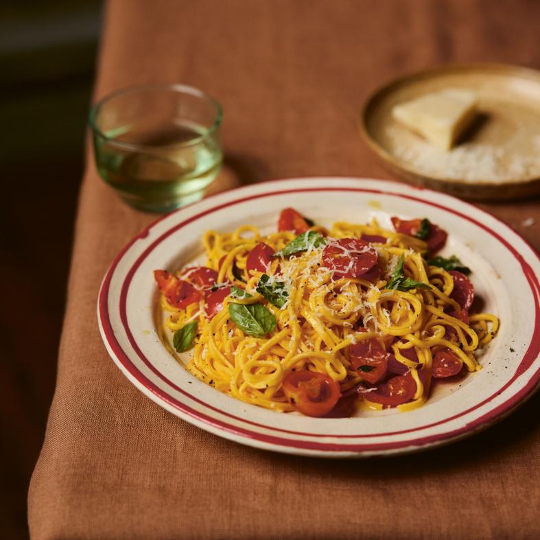 Spaghetti Alla Chitarra with No-Cook Tomato Sauce 
